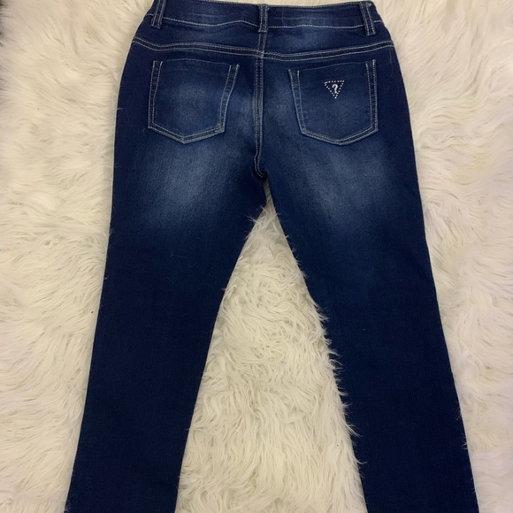 Guess Jeans - Picture 2 of 3